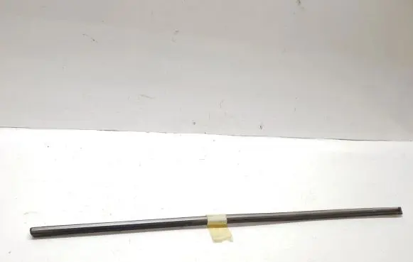 Mercedes-Benz E W123 Rear door windshield rail 