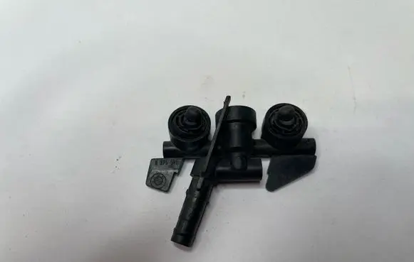 BMW 3 E46 Headlight washer spray nozzle 8375541