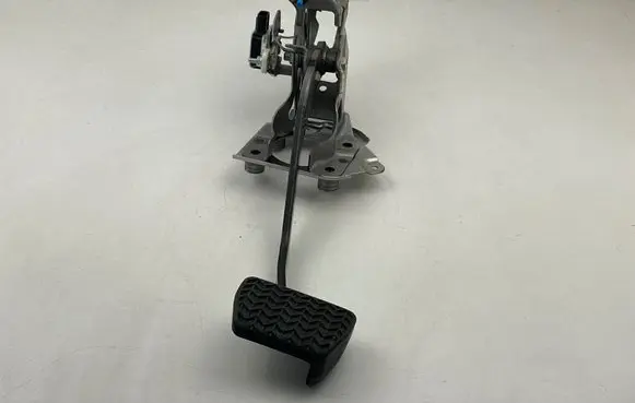 Toyota Prius xw60 Brake pedal 8951047040