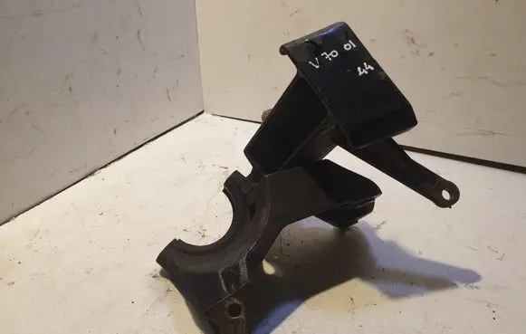 Volvo V70 Driveshaft support bearing bracket 074103392