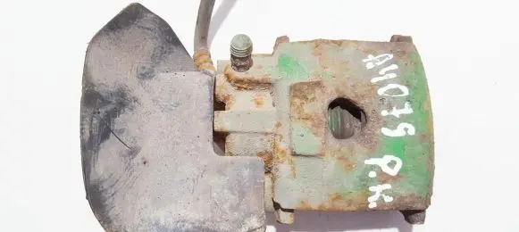 Volkswagen Golf III Front brake caliper