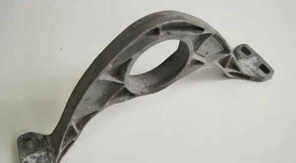 Volkswagen Tiguan Engine mounting bracket 5N0804421