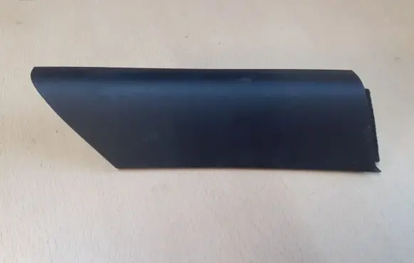 Mazda CX-7 Front door trim (molding) EG21