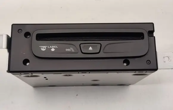 Radio/CD/DVD/GPS head unit