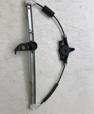 Mazda CX-3 Rear window lifting mechanism without motor 
