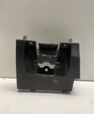 Volvo XC60 Fender mounting bracket 32216697 AEF31