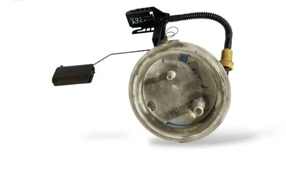 BMW 5 E60 E61 Fuel level sensor 6765849
