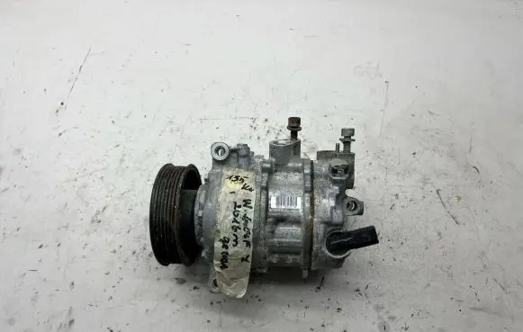 Volkswagen Golf VII Air conditioning (A/C) compressor (pump) 5Q0816803