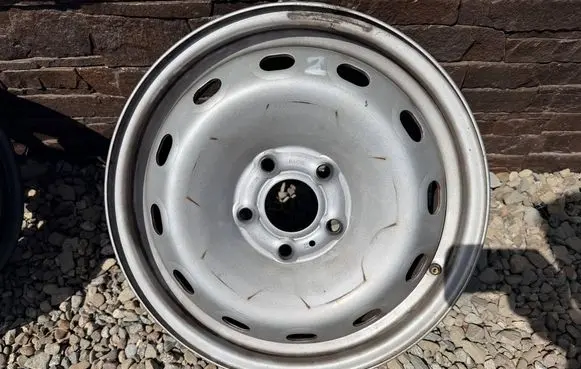 Renault Trafic III (X82) R16 steel rim 