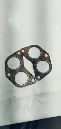 Subaru Outback (BS) Exhaust manifold