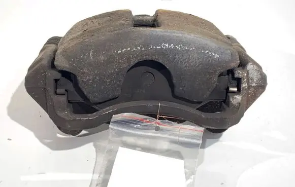 Volkswagen T-Roc Front brake caliper 