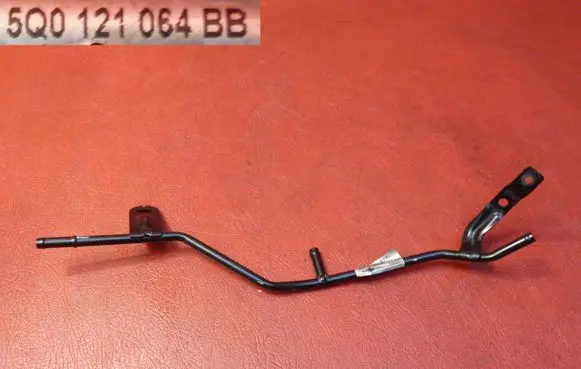Volkswagen Golf VII Engine coolant pipe/hose 5Q0121064BB