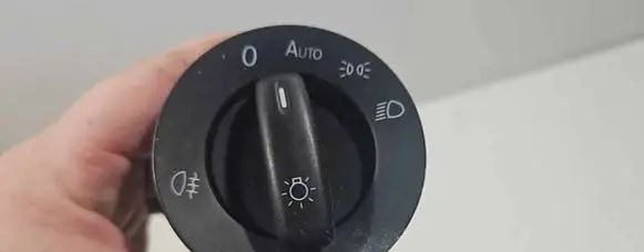 Volkswagen Golf V Light switch 1K0941431AR 10001709