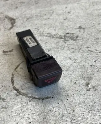 Volvo V50 Hazard light switch 30739296