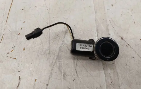 Toyota Avensis T270 Front parking sensor holder (PDC) 10CA0212A