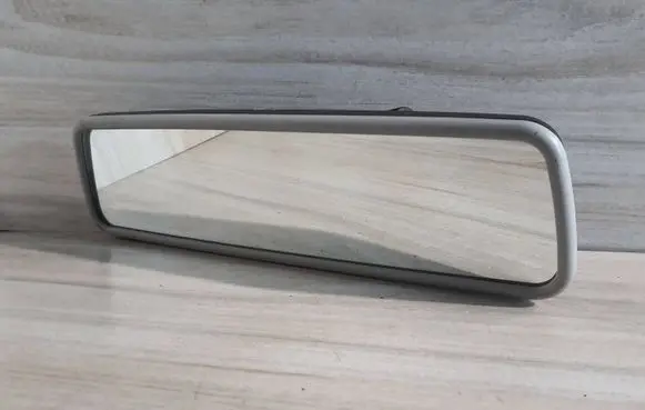 Volkswagen Tiguan Rear view mirror (interior)