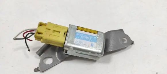 Lexus RX 330 - 350 - 400H Airbag deployment crash/impact sensor 8983349020 1879001730