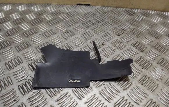 Intercooler air guide/duct channel