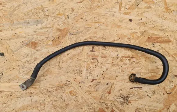 Volkswagen PASSAT B6 Negative earth cable (battery) 1K0971250 31122004