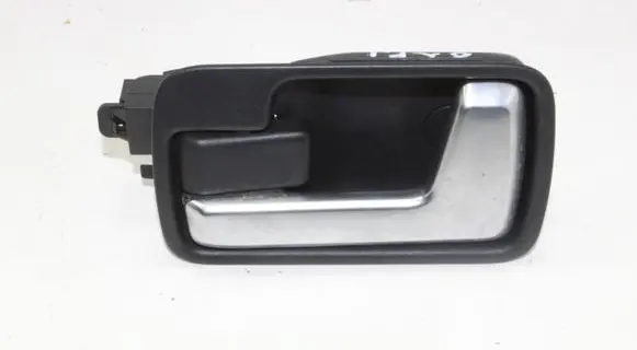 Land Rover Discovery 3 - LR3 Front door interior handle
