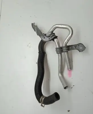 Toyota Prius+ (ZVW40) Coolant pipe/hose 