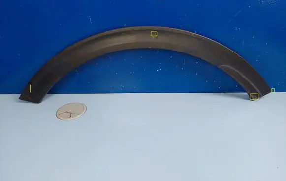 Front arch trim