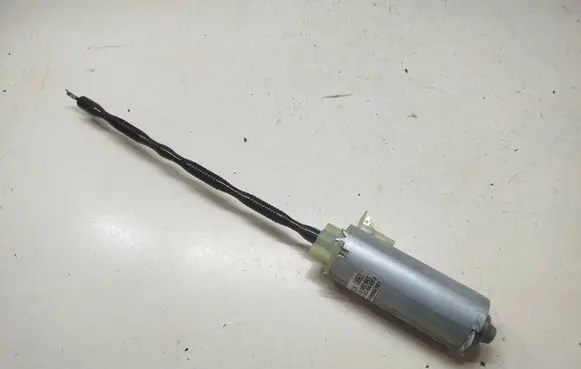Chrysler Town u0026 Country V Seat adjustment motor 986682101 0130002641
