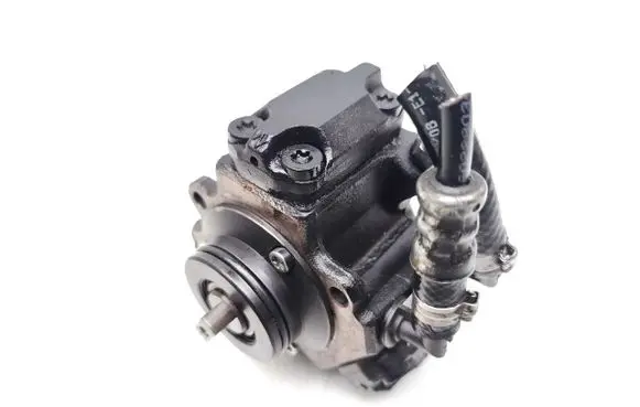 Opel Combo C Fuel injection high pressure pump 0445010092