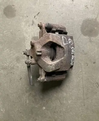 Chevrolet Orlando Front brake caliper
