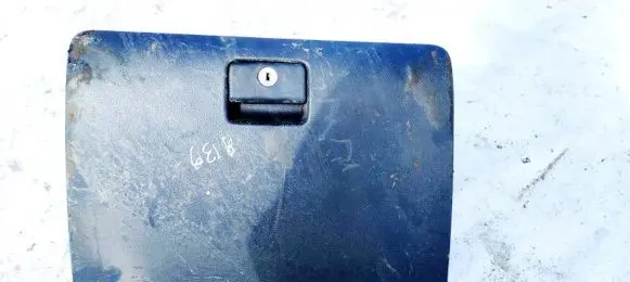 Toyota Corolla Verso AR10 Glove box 555510F010 55551-0F010