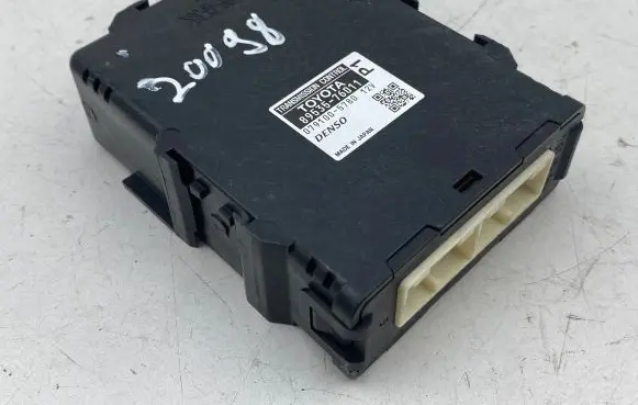 Toyota Prius+ (ZVW40) Gearbox control unit/module 8953576011 0791005780