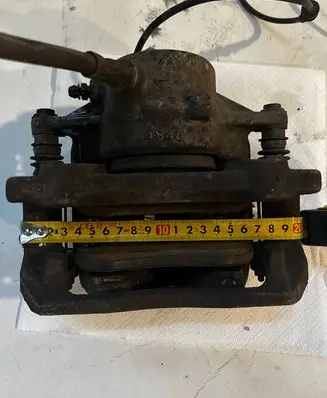 Mercedes-Benz C W204 Front brake caliper