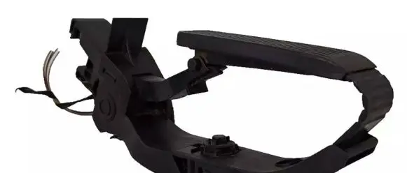 Mercedes-Benz C W203 Accelerator throttle pedal A2113000404