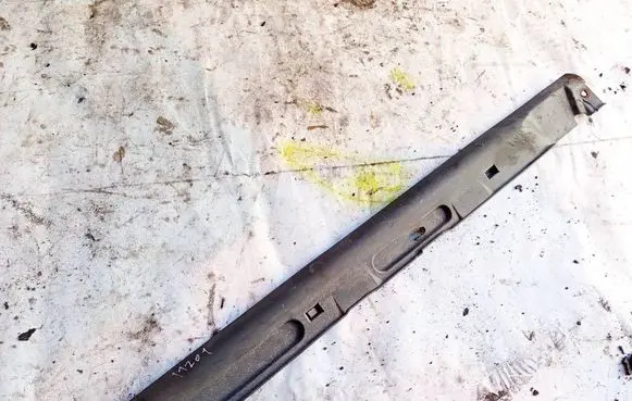 Ford Focus Sill 5M5110154AB