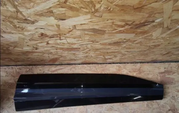 KIA Sportage Front door trim (molding) 87722R2300