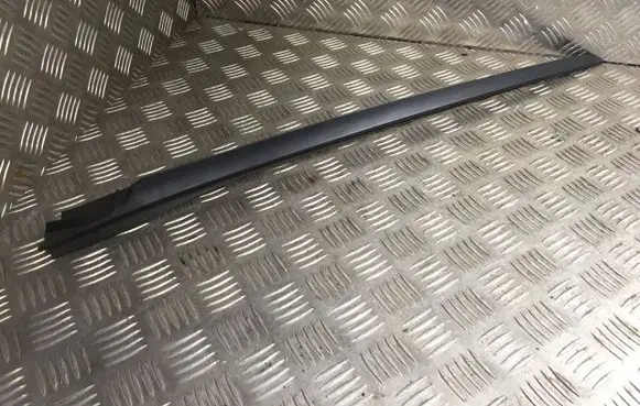 BMW 4 G22 G23 G24 G26 side skirts sill cover 8494508N43