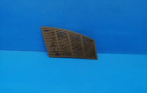 Mercedes-Benz S W126 Side speaker trim/cover 
