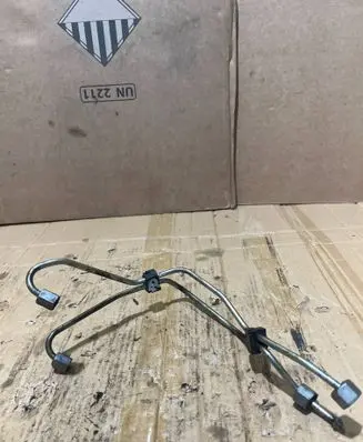 Ford Focus Fuel line pipe 