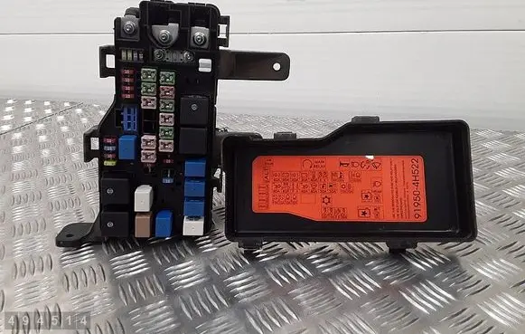Hyundai H-1, Starex, Satellite Fuse module 919504H100
