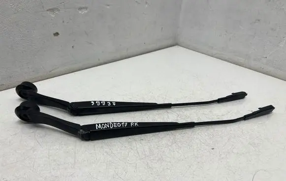 Ford Mondeo MK V Front wiper blade arm DS7317B589AD DS7317C495AD