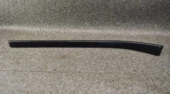 BMW 5 E39 Front door trim bar 8200711