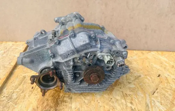 Lexus RX 450H Rear differential 8209048010