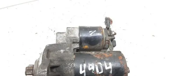 Volkswagen Golf IV Starter motor 1005821879 4904