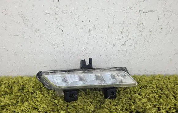 Renault Clio IV LED Daytime headlight 89208541