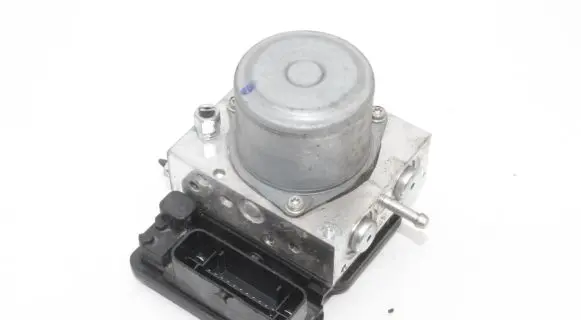 Nissan Leaf II (ZE1) ABS Pump 25GE500945E