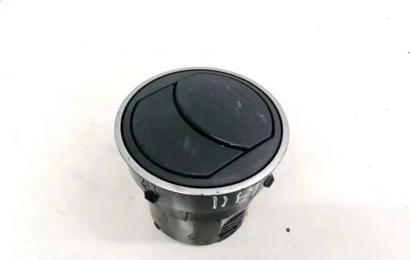 Mazda 3 II Dash center air vent grill BBM4GM737