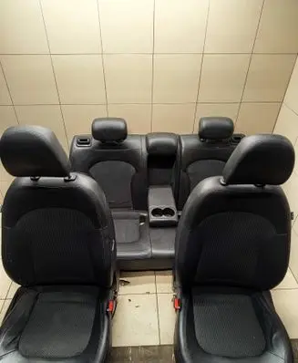 Seat set