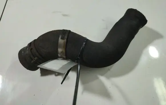 Toyota Corolla Verso AR10 Intercooler hose/pipe 