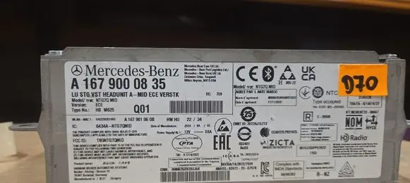 Mercedes-Benz GLE W167 Radio/CD/DVD/GPS head unit A1679000835
