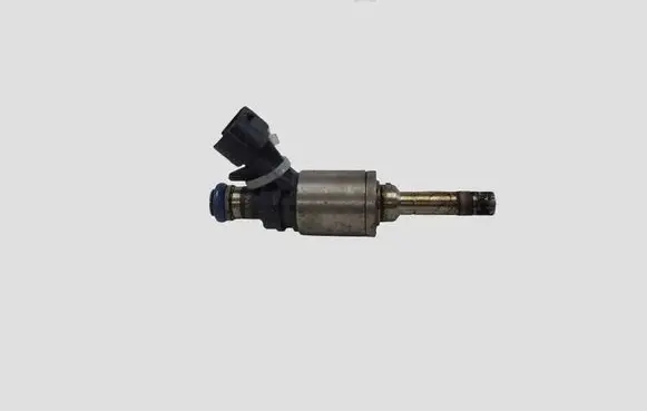 Nissan Juke I F15 Fuel injector 166001KC0A